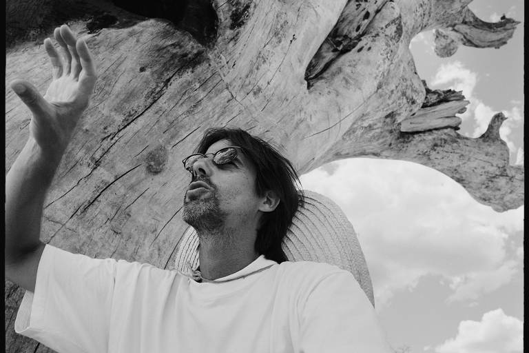 Walter Salles no set de 'Central do Brasil', de Walter Salles, em foto  feita pelo diretor de fotografia Walter Carvalho