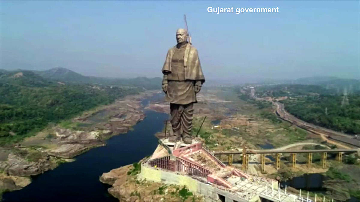 Grande e cara estátua mais alta do mundo custa R 1,5 bilhão à Índia 29/10/2018 Bbc News