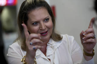 A deputada eleita Joice Hasselmann (PSL), no aeroporto de Brasília