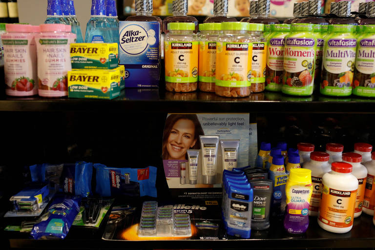 Produtos à venda em loja de conveniência de hotel cinco estrelas em Caracas, na Venezuela 