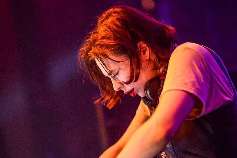 Nina Kraviz que toca na Time Warp Brasil