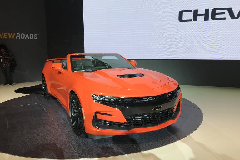 Chevrolet confirma novo Camaro no mercado nacional; modelo est em exibio no Salo do Automvel de SP). ( Foto: Eduardo Sodr / Folhapress). ***EXCLUSIVO***