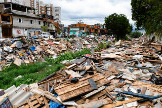 Remoção da favela do Sapo, na zona oeste de São Paulo