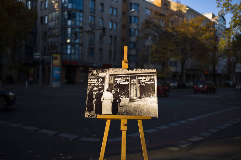 Cerca de 7.000 estabelecimentos comerciais de judeus e mil sinagogas foram destruídos na capital alemã naquela noite, marco da perseguição nazista
