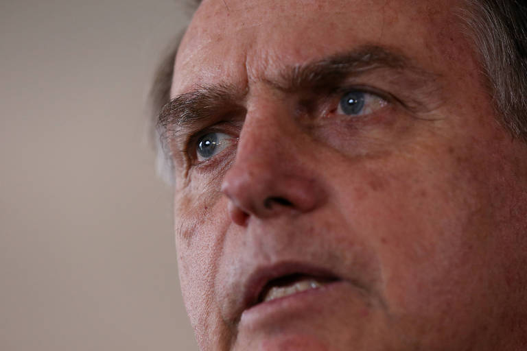 Bolsonaro tenta não desagradar a aliados com escolha para STJ