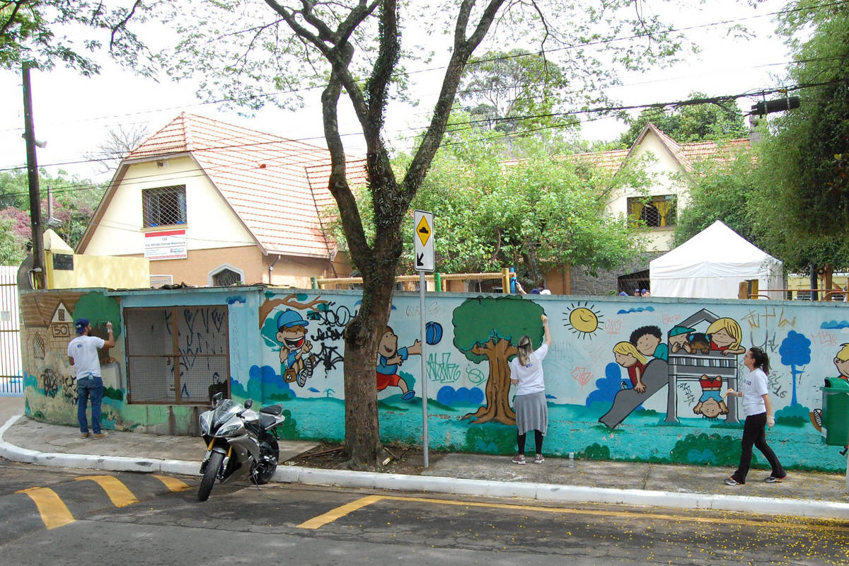 Ação inédita entre escolas irá pintar 500 Calçadas Brincantes pelo Brasil