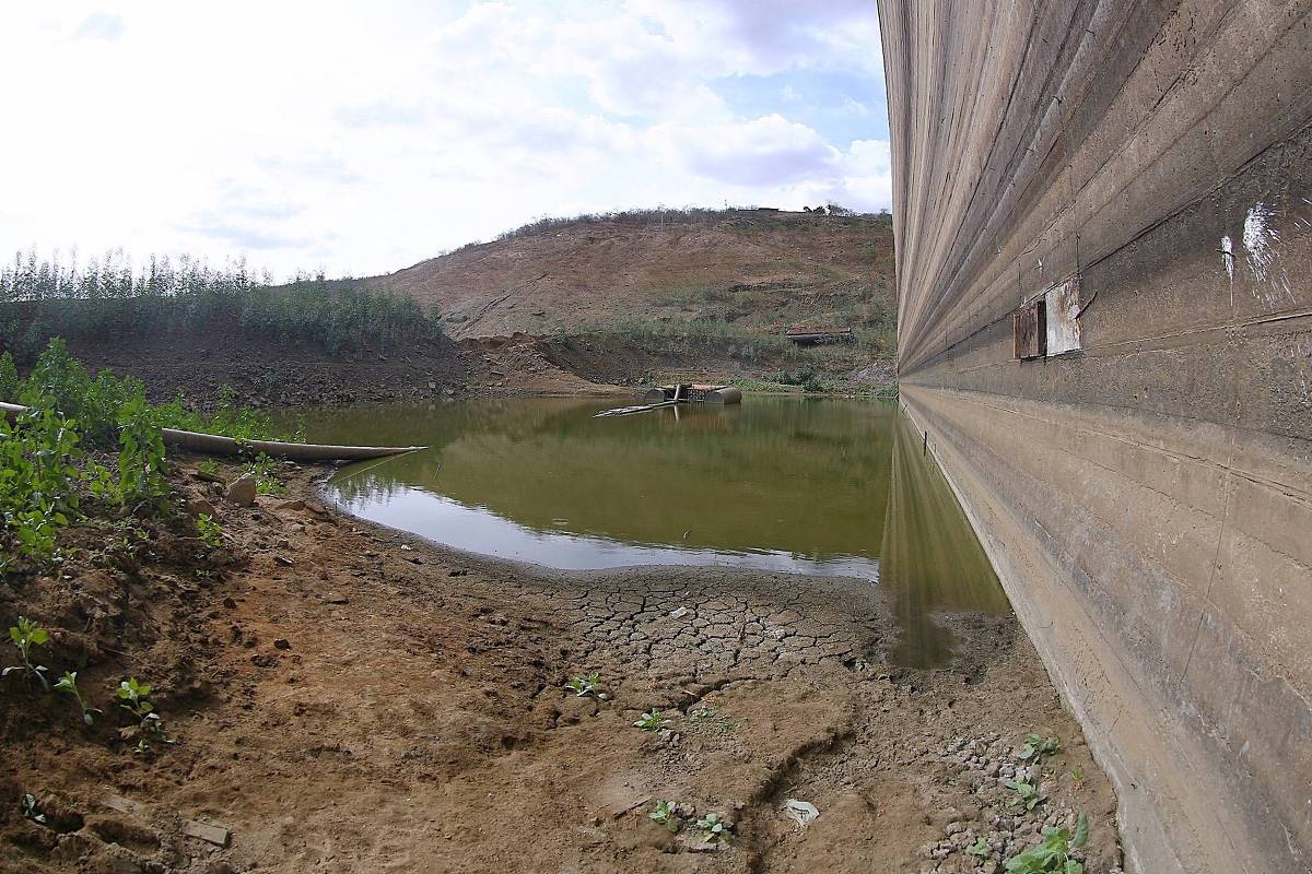 Técnicos vão avaliar danos de rompimentos de reservatório em Camaquã