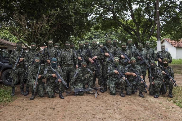 Os militares enviados para Presidente Venceslau vivem situação precária. Eles foram enviados à cidade para evitar o resgate de Marcos Willians Herbas Camacho, o Marcola, considerado chefe da facção criminosa PCC (Primeiro Comando da Capital)
