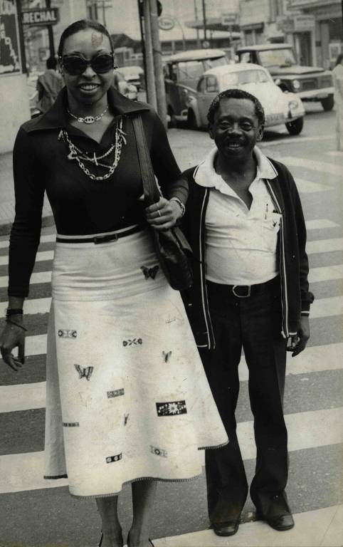 Grande Otelo e sua mulher, a atriz e dançarina gaúcha Josephine Hélène