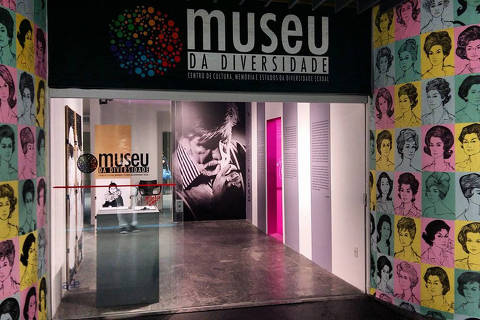 O Museu da Diversidade Sexual realiza exposições com foco na diversidade para visibilizar a produção artística e cultural da população LGBT ORG XMIT: FAS0Ld5Khcdt9jBqbptE DIREITOS RESERVADOS. NÃO PUBLICAR SEM AUTORIZAÇÃO DO DETENTOR DOS DIREITOS AUTORAIS E DE IMAGEM