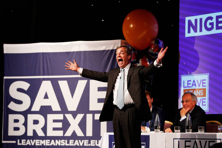 Nigel Farage, um dos líderes do "brexit", durante convenção do Partido Conservador britânico em Birmingham