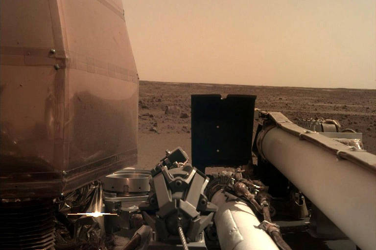 Sonda InSight se 'aposenta' após quatro anos de trabalho em Marte