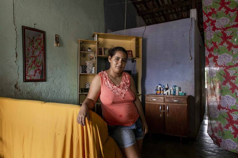 Neusa Santos Souza, 25 anos, que teve o filho de 1 mês diagnosticado com suspeita de catapora na UBS de Tingui (BA)