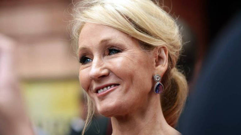 JK Rowling: a assistente acusada de usar cartão da autora de Harry Potter para gastos de luxo pessoais