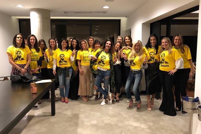 Joice Hasselmann amealhou votos com presença intensa nas redes sociais, mas também fazendo campanha tradicional, com carreatas e apoio das amigas, que chamou de 'Bolsolindas'.