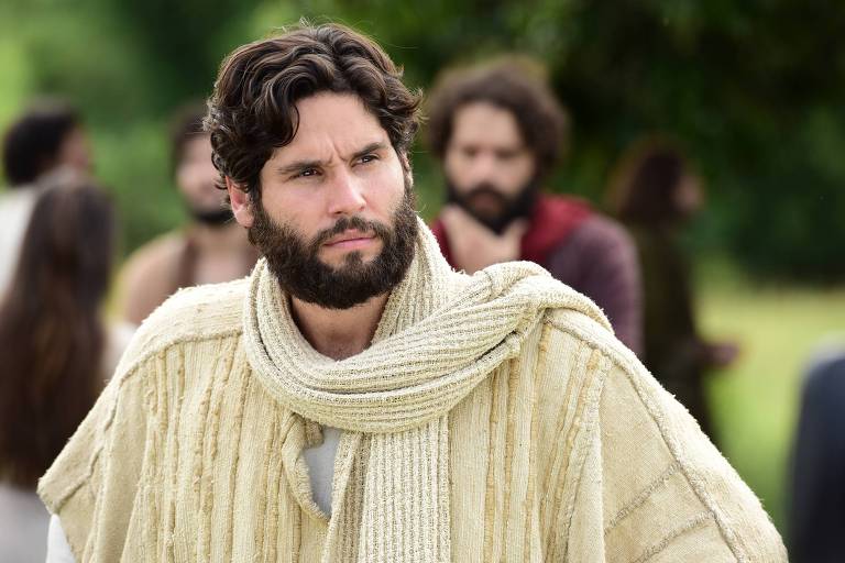 Dudu Azevedo como Messias na novela "Jesus"