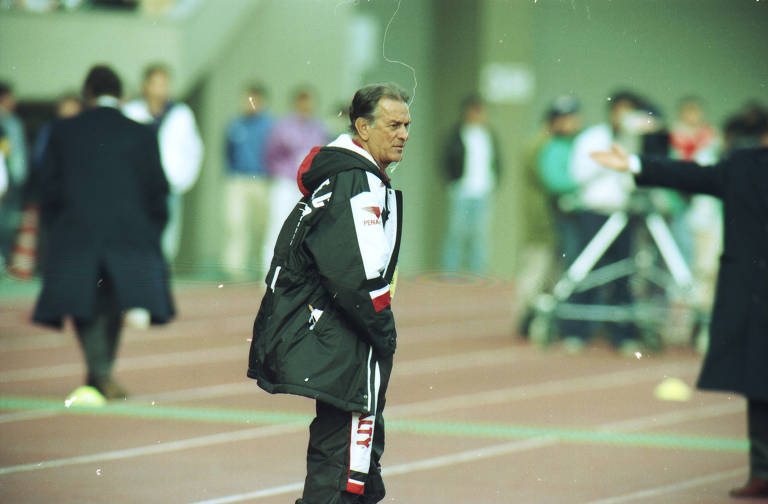 O técnico Telê Santana quando treinava o time do São Paulo