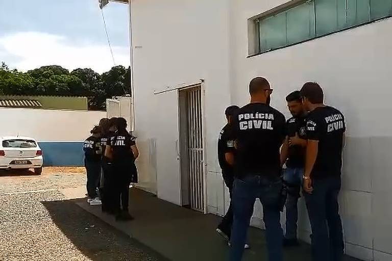 Polícia realiza busca e apreensão em casa de atendimento de João de Deus
