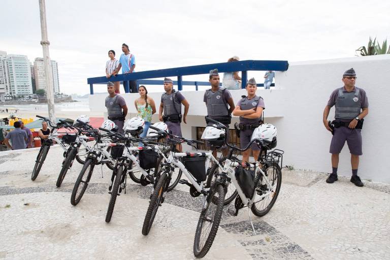 Policiais também usarão bicicletas durante patrulhamento em praias do litoral paulista