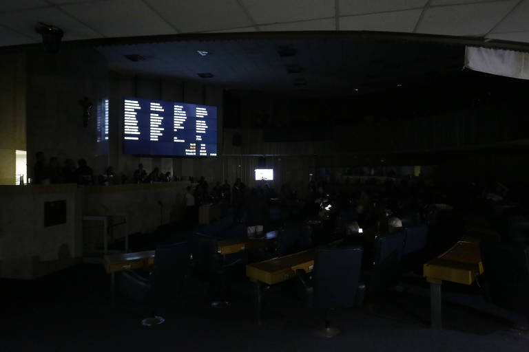 A Câmara teve um apagão que durou cerca de dez minutos