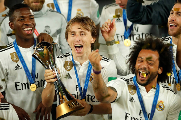 Marcelo (direita) não vive boa fase no Real Madrid