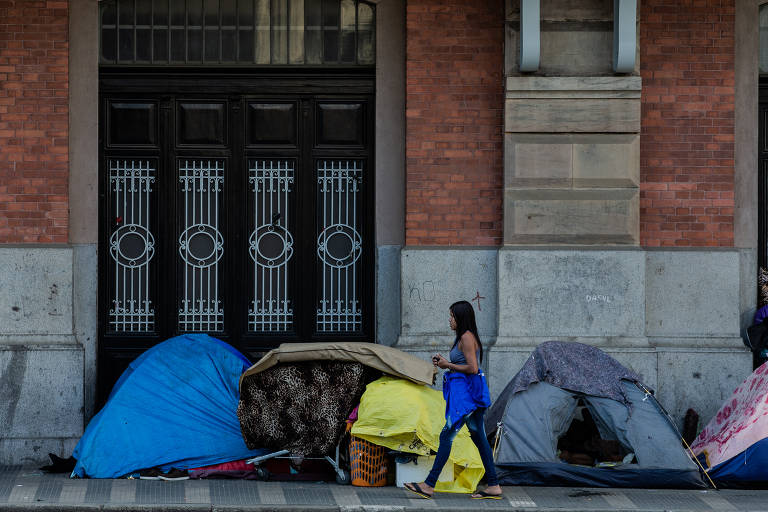 O alto número de moradores de rua, segundo especialistas, mostra que políticas públicas para esta área falharam