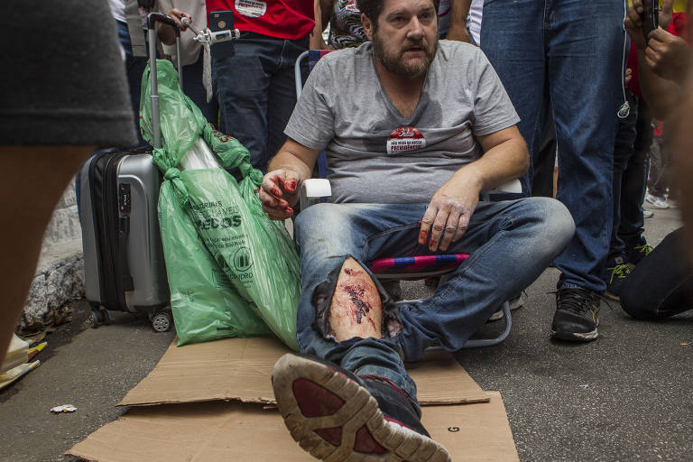 Manifestante ferido