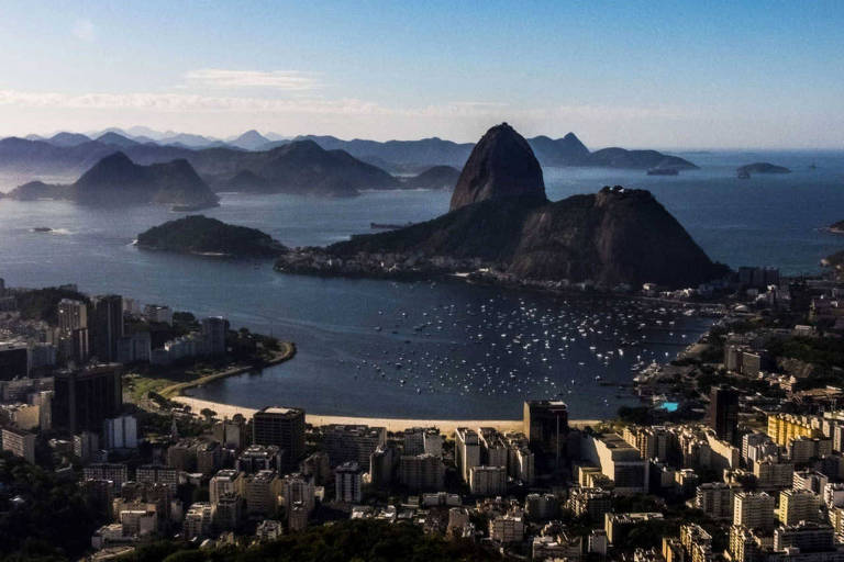 Vista da  Baía de Guanabara, no Rio de Janeiro
