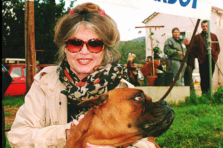 Brigitte Bardot defende sua luta pelos animais em livro-testamento
