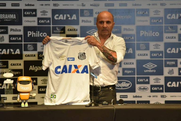 Apresentação do técnico Jorge Sampaoli na equipe do Santos para a temporada 2019