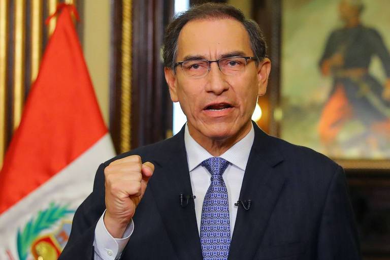 O presidente peruano Martin Vizcarra durante discurso na televisão 