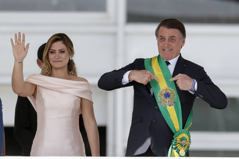 Veja em 30 fotos os seis primeiros meses de Bolsonaro