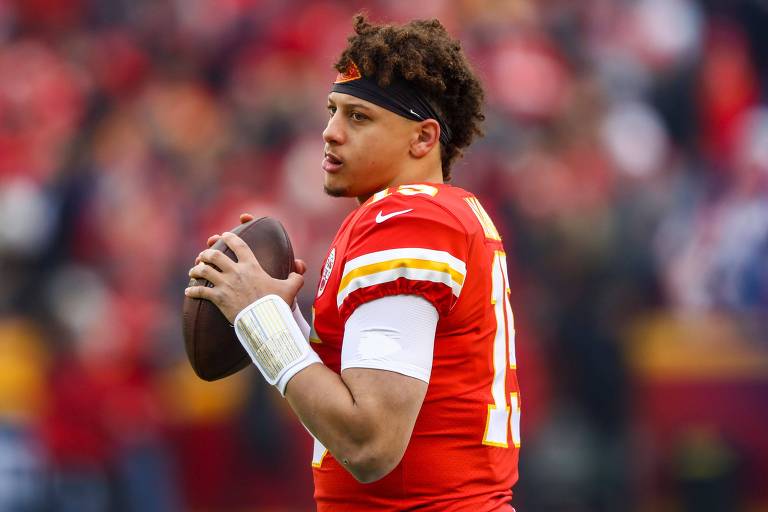 Patrick Mahomes, 23 anos, é o quarterback do Kansas City Chiefs e está em sua segunda temporada na NFL