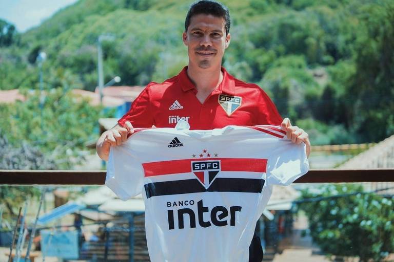 Meia Hernanes é um dos principais reforços do São Paulo para a temporada 2019