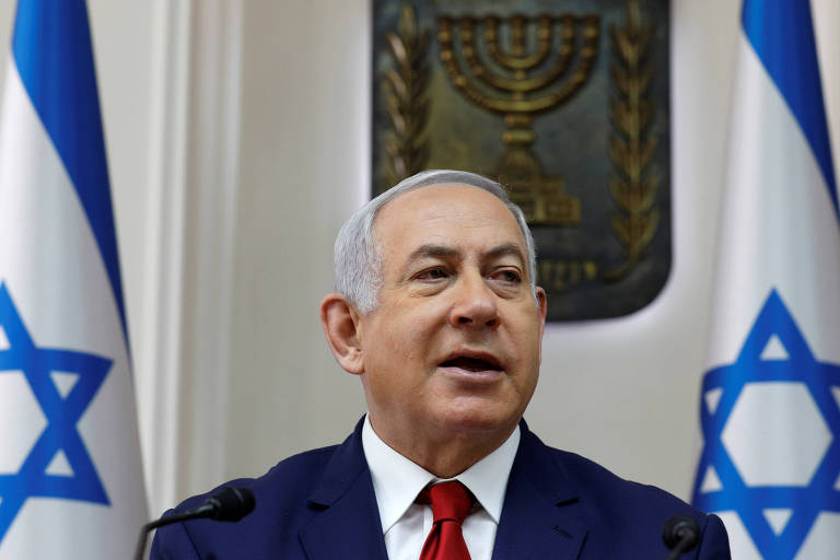 Primeiro-ministro israelense, Binyamin Netanyahu, participa de reunião de seu gabinete, em Jerusalém
