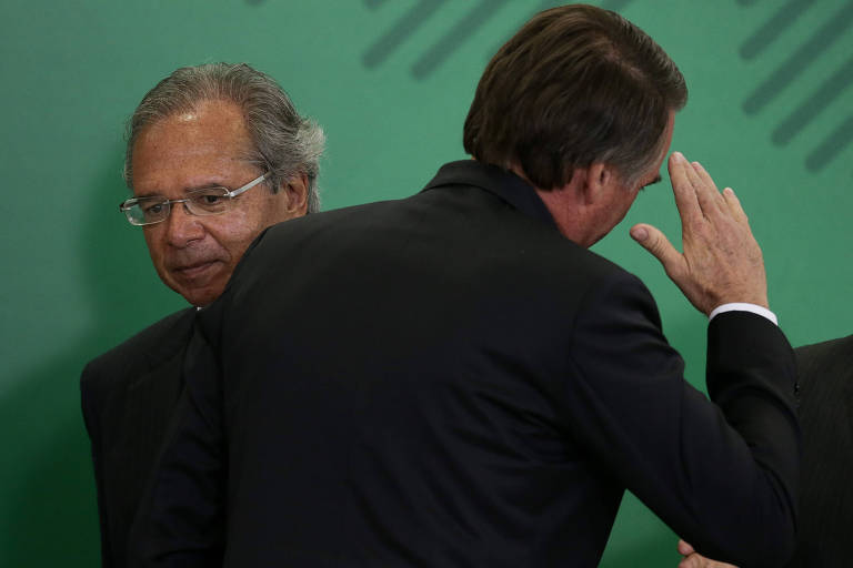 O ministro Paulo Guedes (Economia) e o presidente Jair Bolsonaro