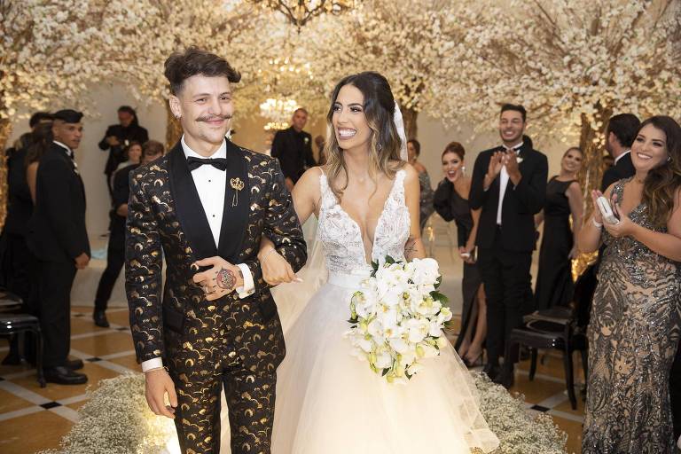 Gabi Brandt e Saulo Pôncio se casam no Copacabana Palace 