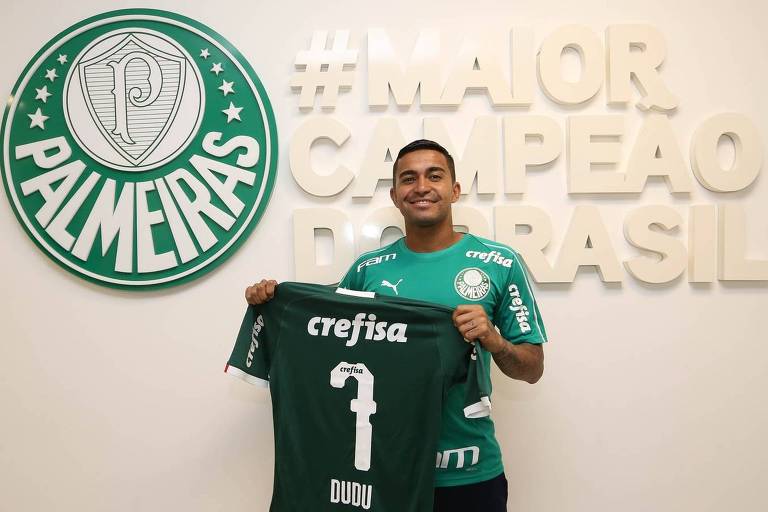Atacante Dudu renova seu contrato com o Palmeiras até 2023