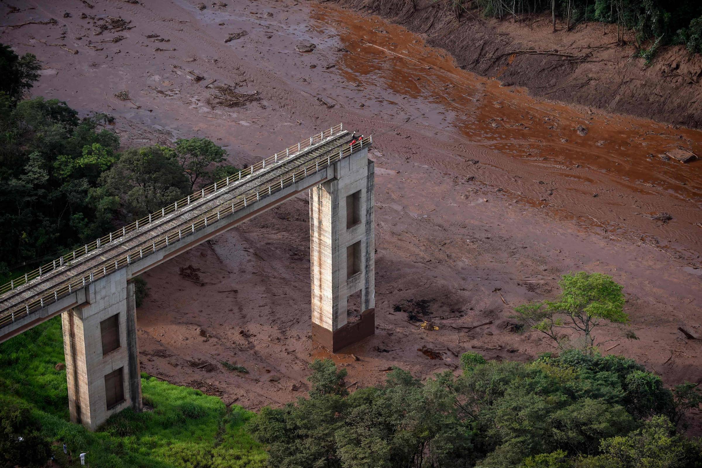 Maquiagem de dados e interesse comercial: as relações por trás dos  indiciamentos da Polícia Federal pela tragédia de Brumadinho - Gerais -  Estado de Minas