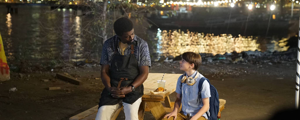 Seu Jorge e ator principal de Stranger Things estão juntos em novo