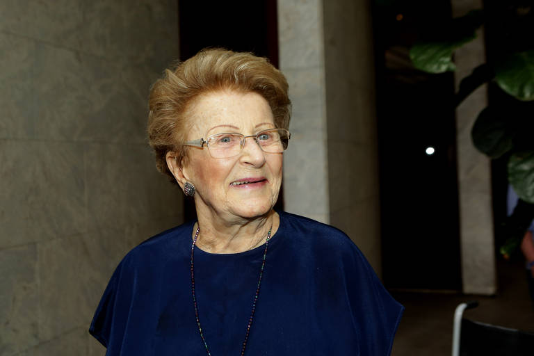 A sobrevivente do Holocausto Rita Braun 
