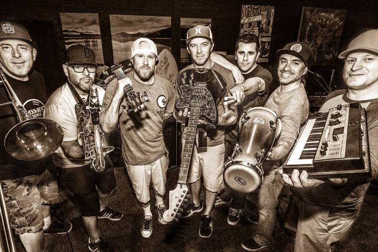 A banda Slightly Stoopid que se apresenta no Cine Joia