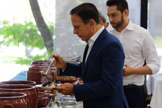 Doria almoça com secretários no Palácio dos Bandeirantes