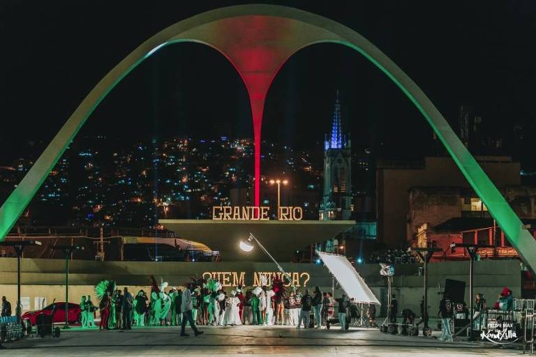 Carnaval 2019: KondZilla grava 'clipe ostentação' de samba-enredo da Grande Rio 
