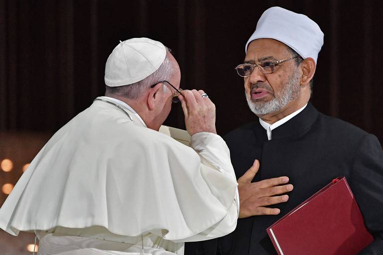 Papa pede fim das guerras no Oriente Médio durante visita a Abu Dhabi