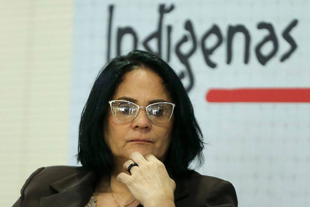 Damares Alves confirma saída do Ministério da Mulher até esta sexta-feira -  Politica - Estado de Minas