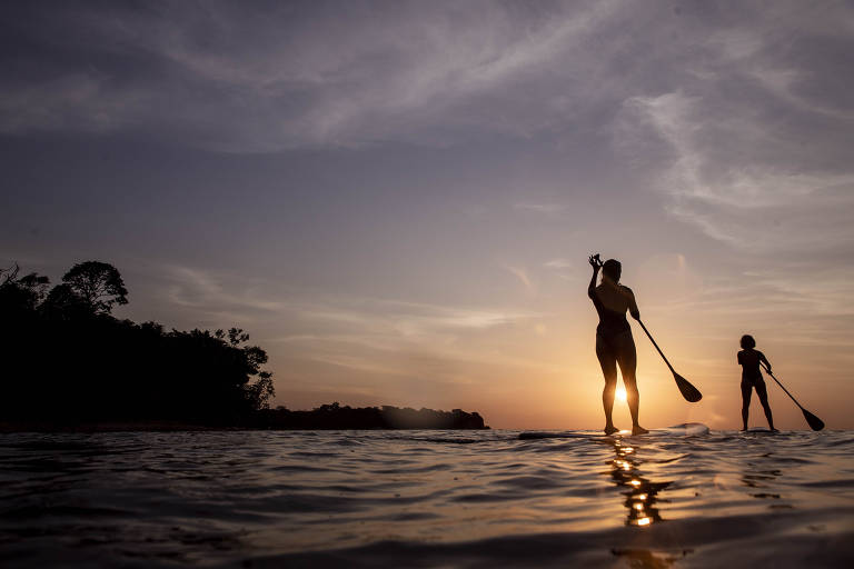 Praia de Alter do Chão, que é banhada pelo rio Tapajós, no município de Santarém, no Pará