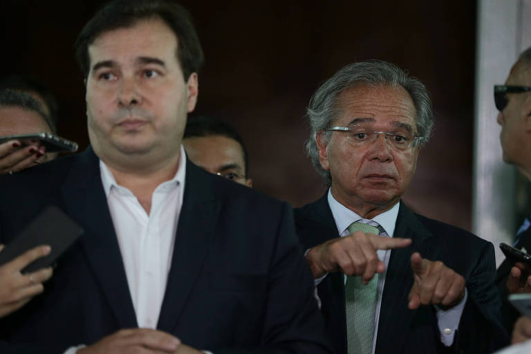 O presidente da Câmara dos deputados, Rodrigo Maia (DEM-RJ), e o ministro da Economia, Paulo Guedes