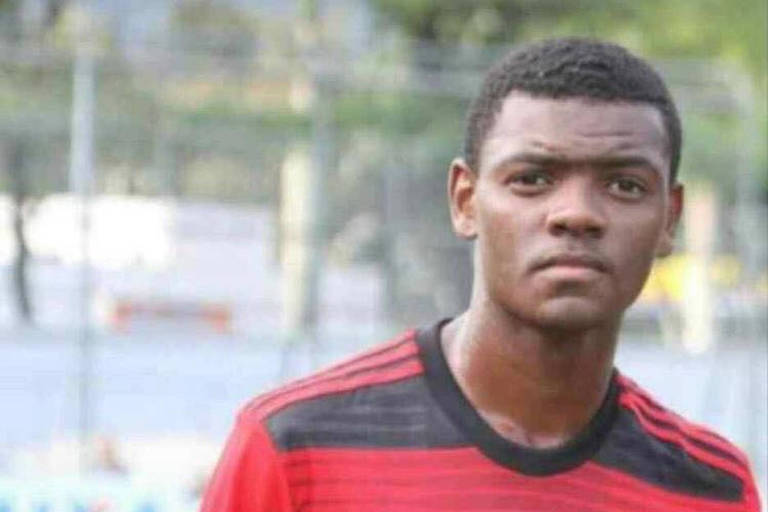Atletas do basquete do Flamengo abandonam Jogo das Estrelas após incêndio  em CT