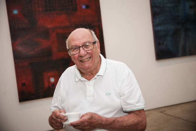 O filósofo José Arthur Giannotti durante inauguração de exposição em 2019